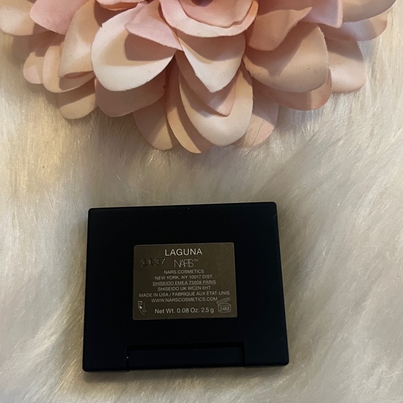 NARS Laguna Bronzer & Lip Balm Set - Picture 4 of 5